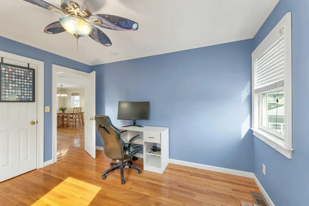 4 Viking Street Hampton NH 03842