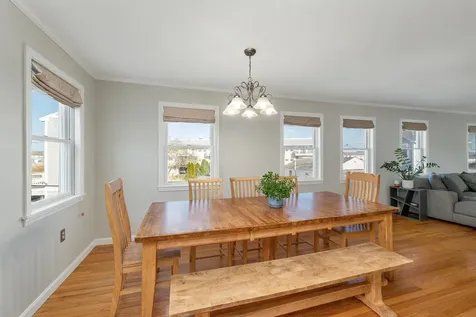 4 Viking Street Hampton NH 03842