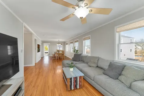 4 Viking Street Hampton NH 03842