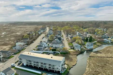 4 Viking Street Hampton NH 03842