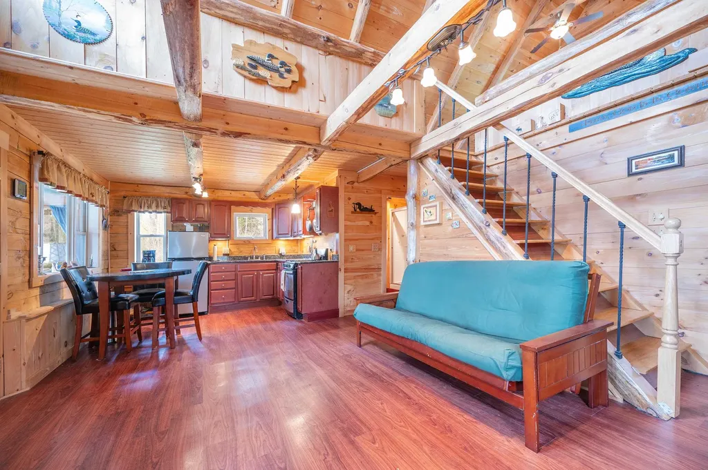 184 Ticklenaked Pond Road Ryegate VT 05081