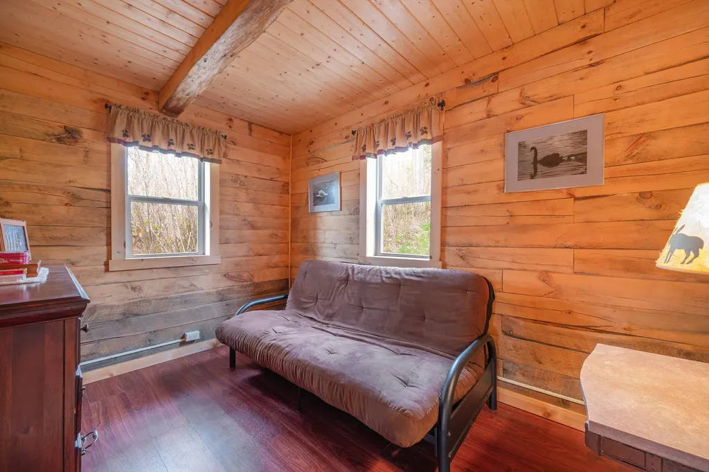 184 Ticklenaked Pond Road Ryegate VT 05081