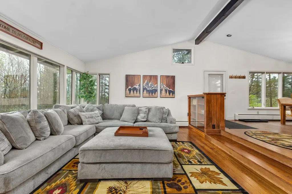 192 Cream Hill Road Mendon VT 05701
