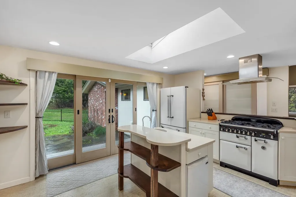 192 Cream Hill Road Mendon VT 05701