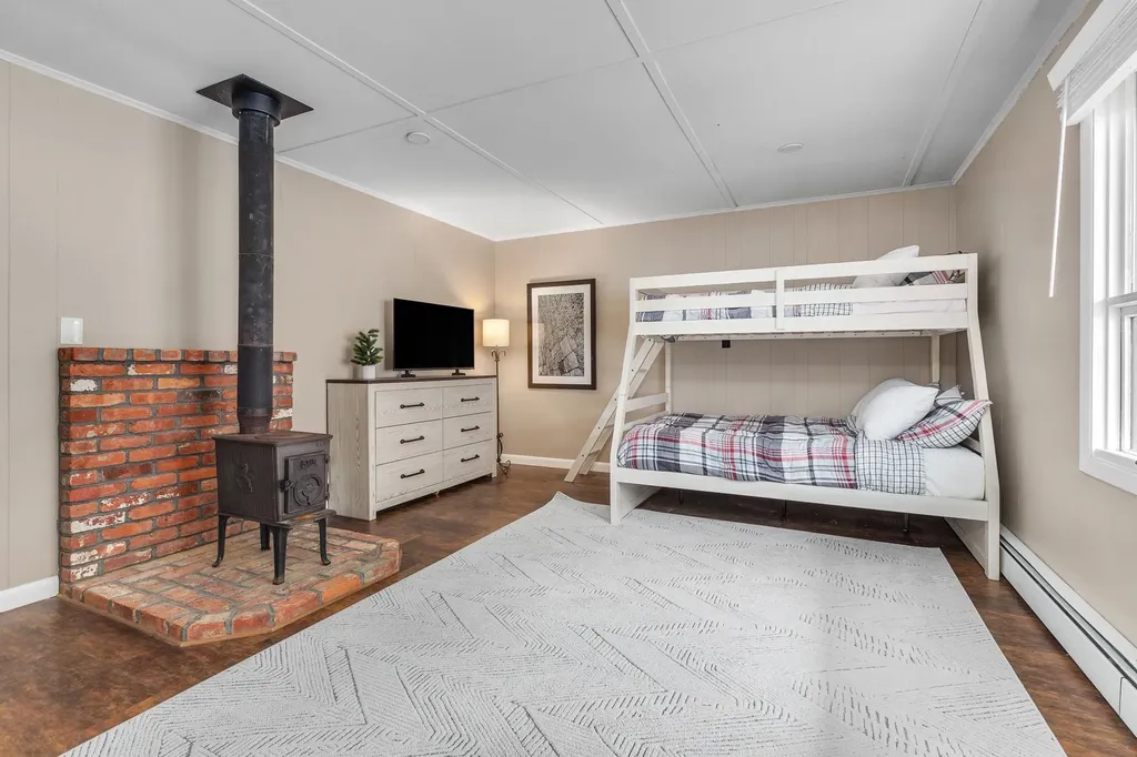 192 Cream Hill Road Mendon VT 05701