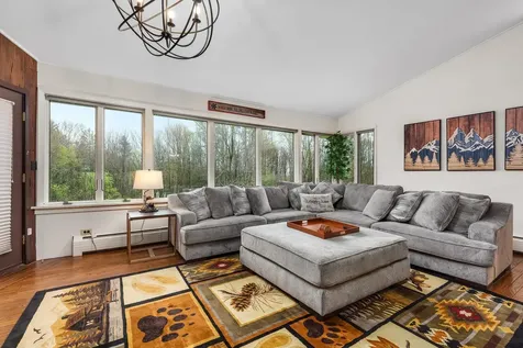 192 Cream Hill Road Mendon VT 05701