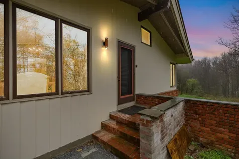 192 Cream Hill Road Mendon VT 05701