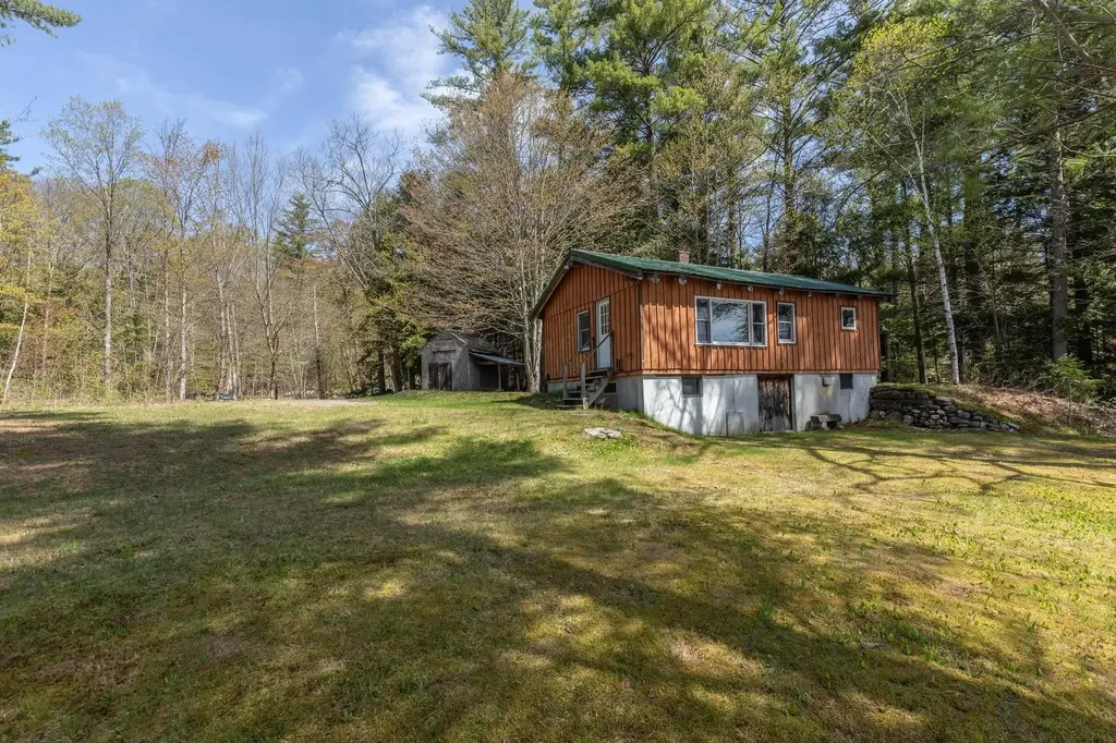 26 Stone Pond Road Marlow NH 03456