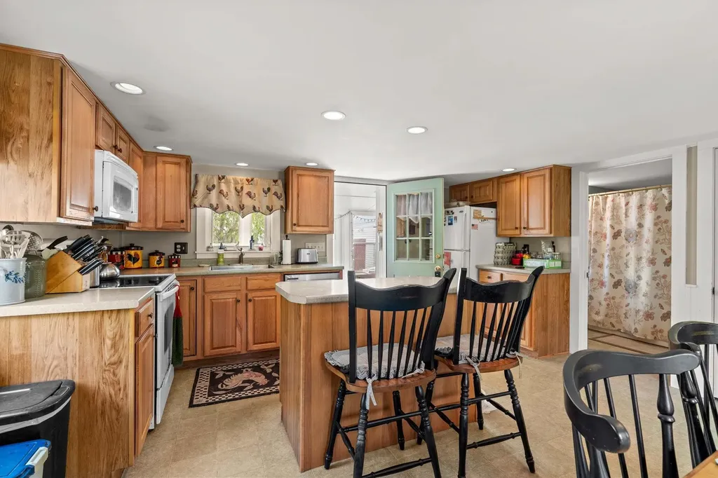 481 Boston Post Road Amherst NH 03031