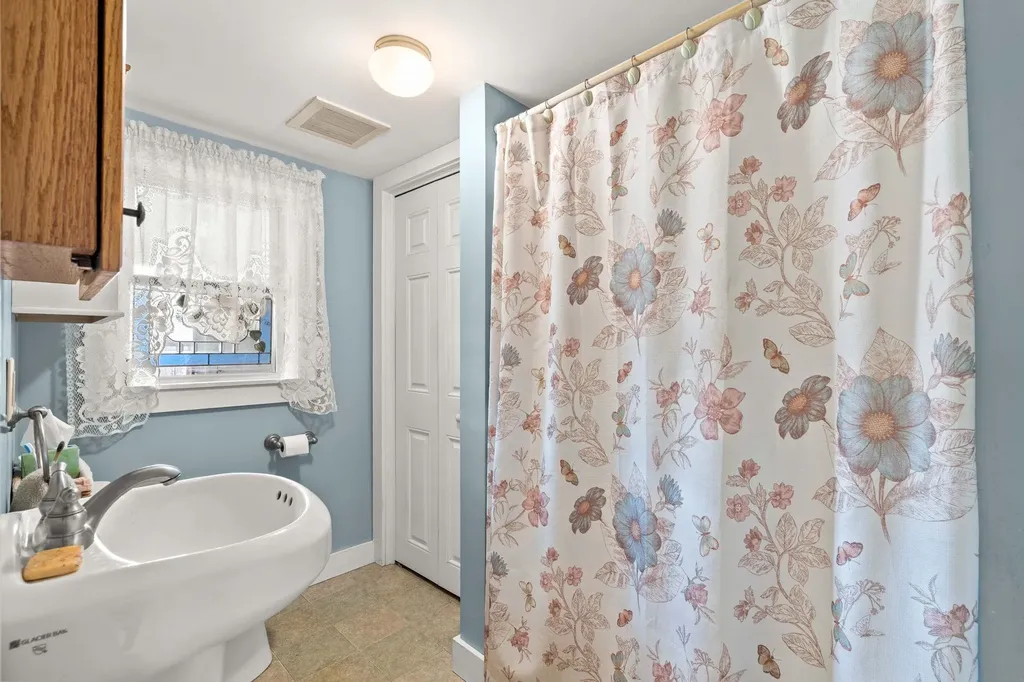 481 Boston Post Road Amherst NH 03031