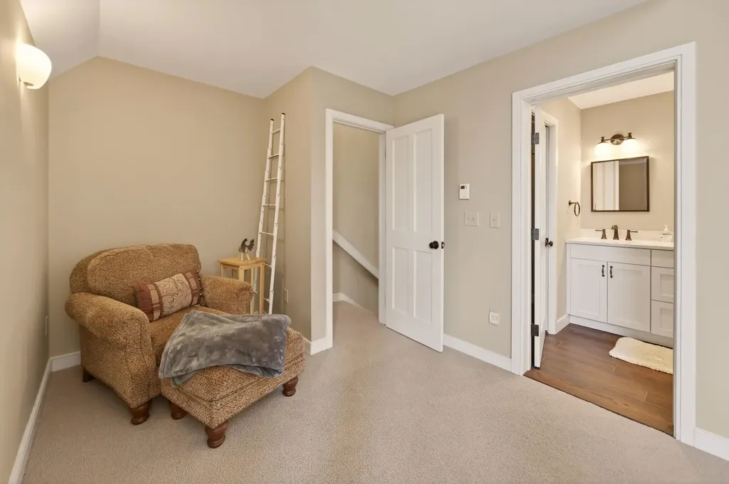 1D Townhouse Square Dover VT 05356