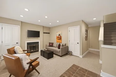 1D Townhouse Square Dover VT 05356