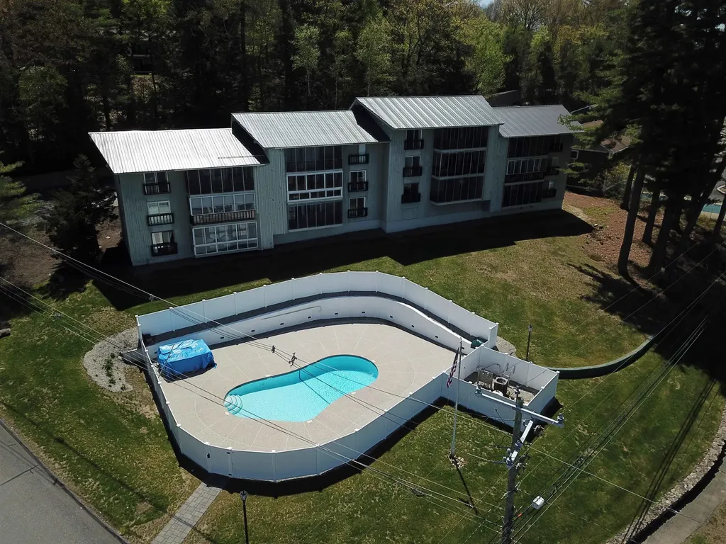 883 Weirs Boulevard Laconia NH 03246