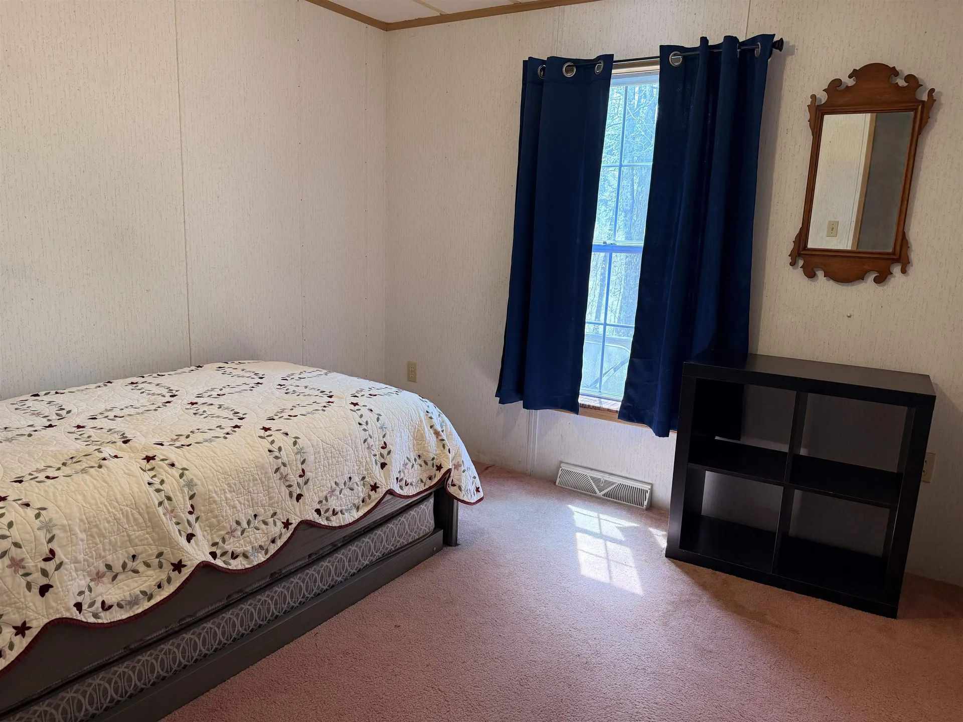18 Lindy Road Vernon VT 05354