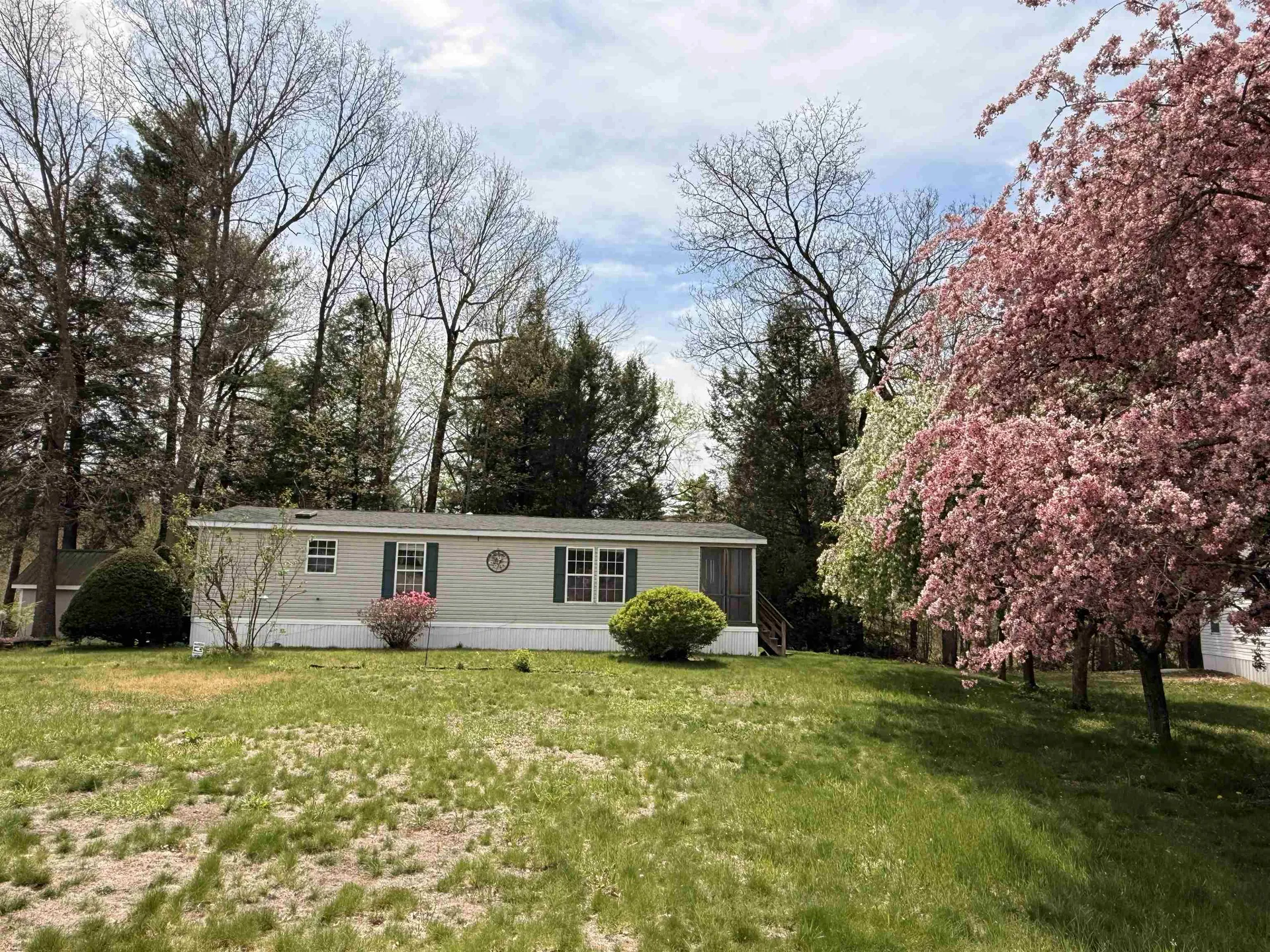 18 Lindy Road Vernon VT 05354