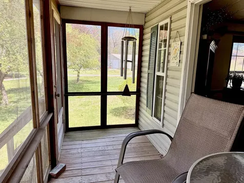 18 Lindy Road Vernon VT 05354