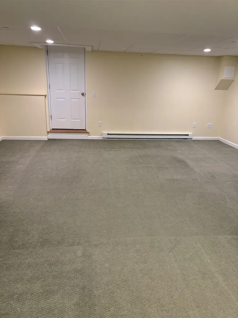 274 Littleworth Road Madbury NH 03823