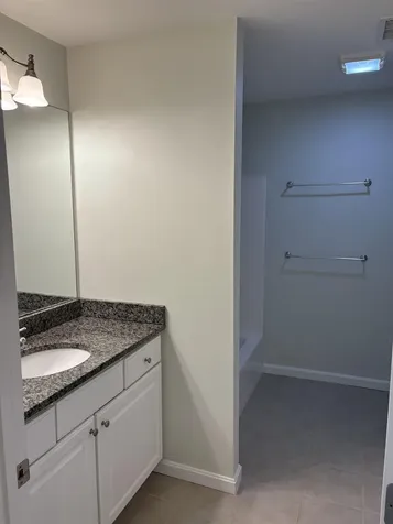 274 Littleworth Road Madbury NH 03823