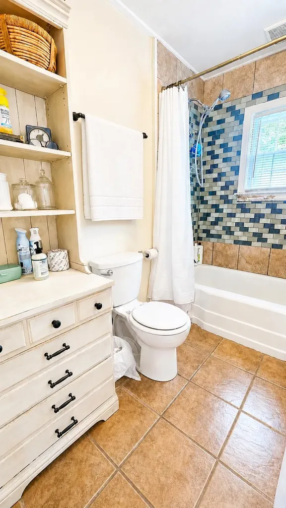 26 Knoll Crest Lane Bennington VT 05201