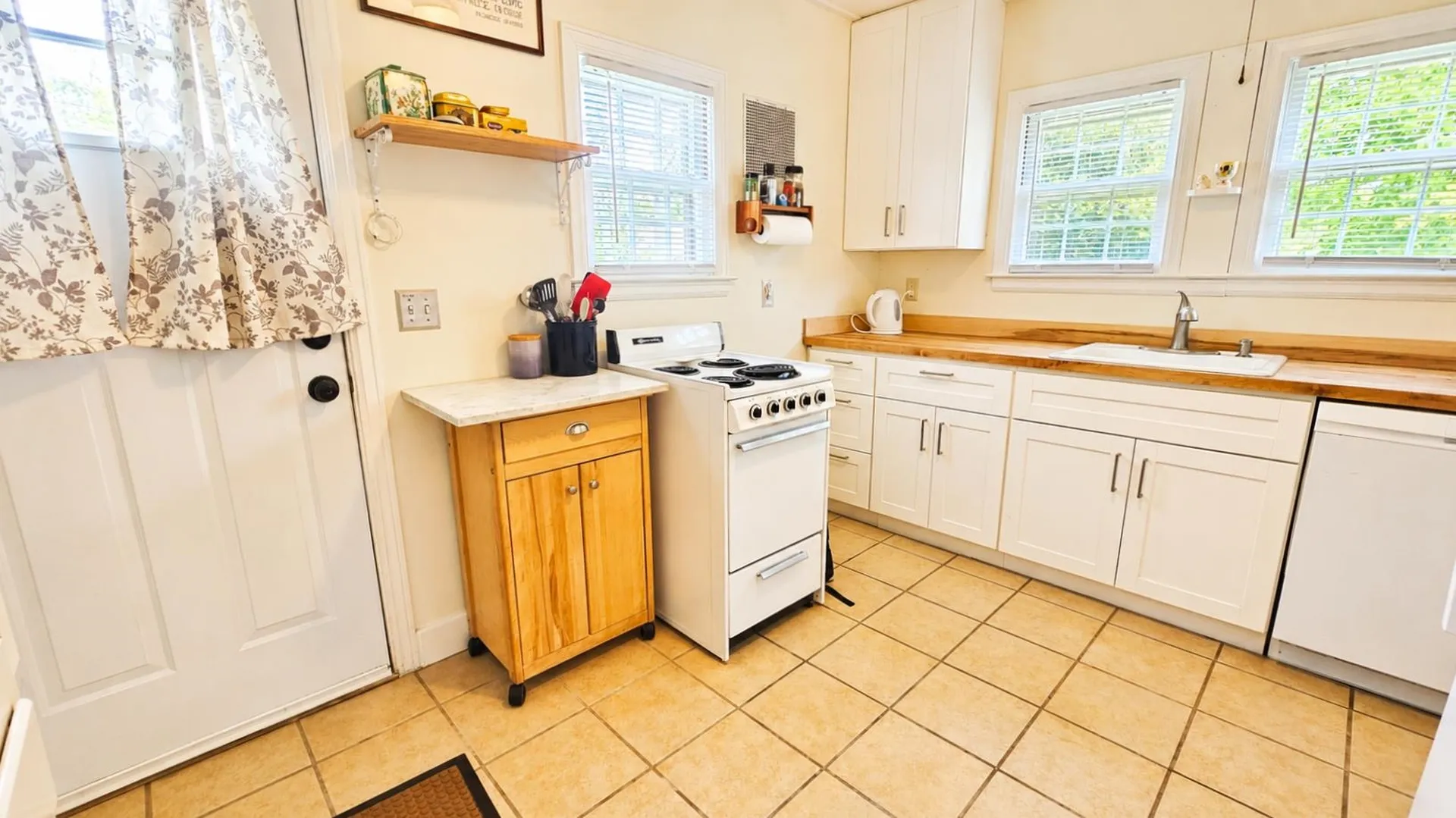 26 Knoll Crest Lane Bennington VT 05201