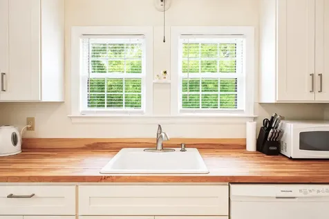 26 Knoll Crest Lane Bennington VT 05201