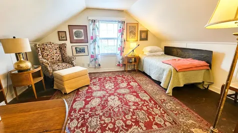 26 Knoll Crest Lane Bennington VT 05201