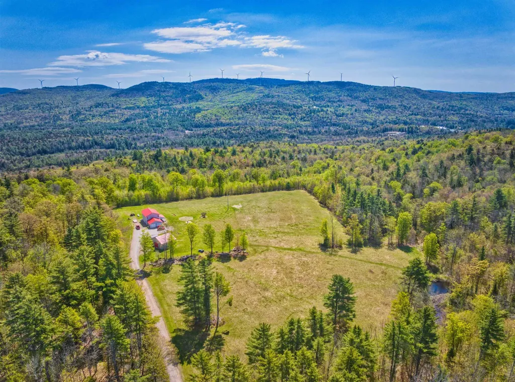 172 Hurd Road Lempster NH 03605