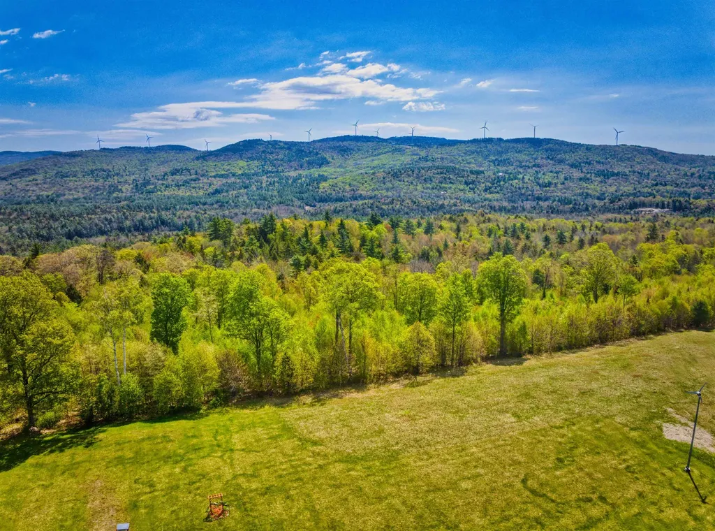 172 Hurd Road Lempster NH 03605