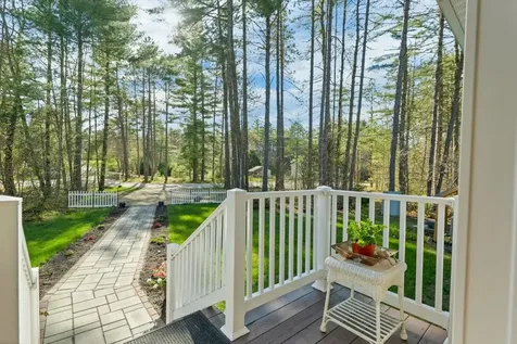 53 Trout Run Effingham NH 03882
