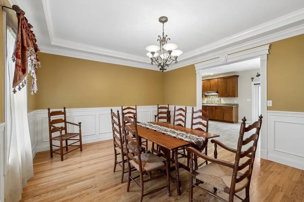 5 Millstone Terrace Bedford NH 03110