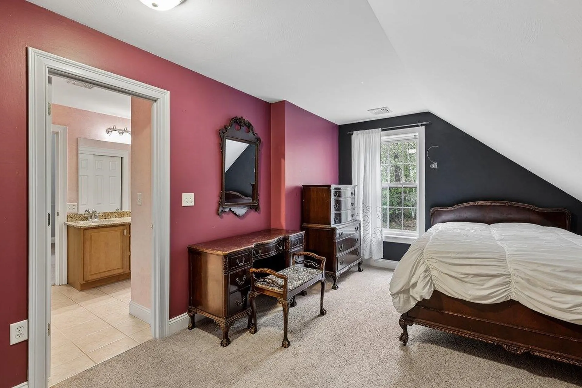 5 Millstone Terrace Bedford NH 03110