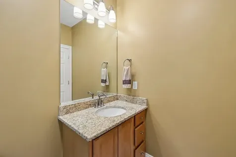 5 Millstone Terrace Bedford NH 03110