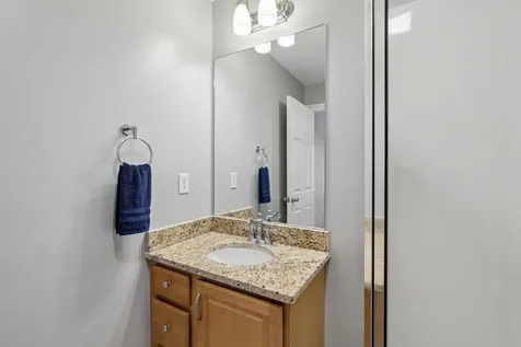 5 Millstone Terrace Bedford NH 03110