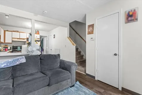 76 Ethan Allen Parkway Burlington VT 05408