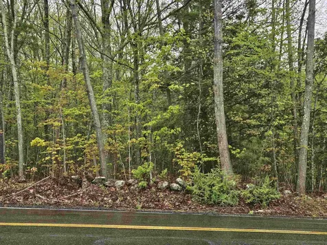 64 East Road Route East Kingston NH 03827