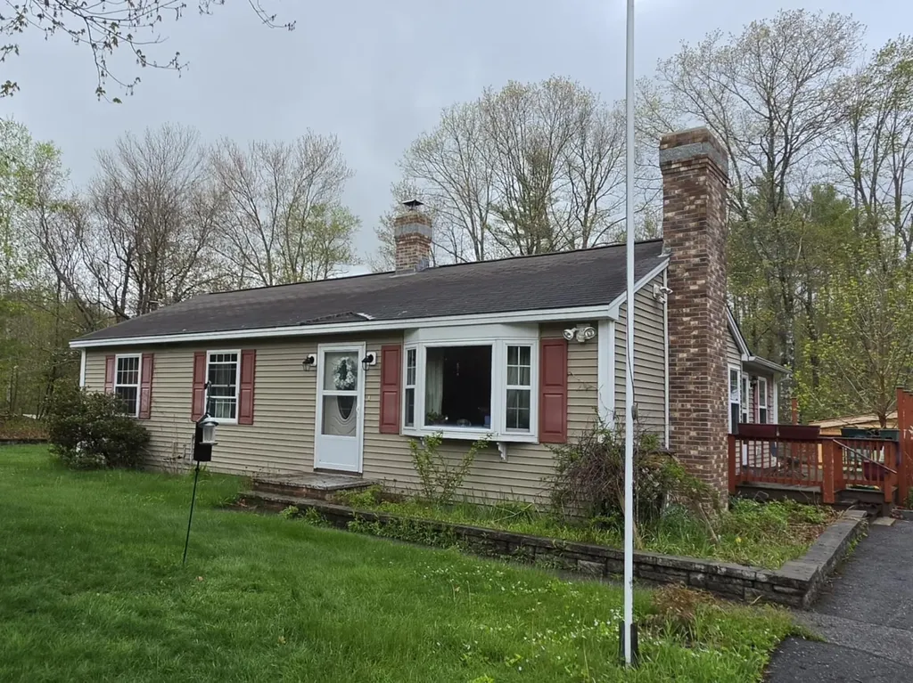 54 Ridgewood Circle Epsom NH 03234