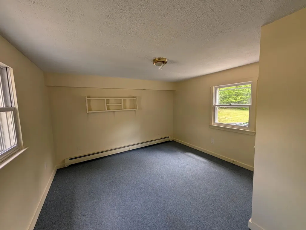22 Jenny Lane Campton NH 03223