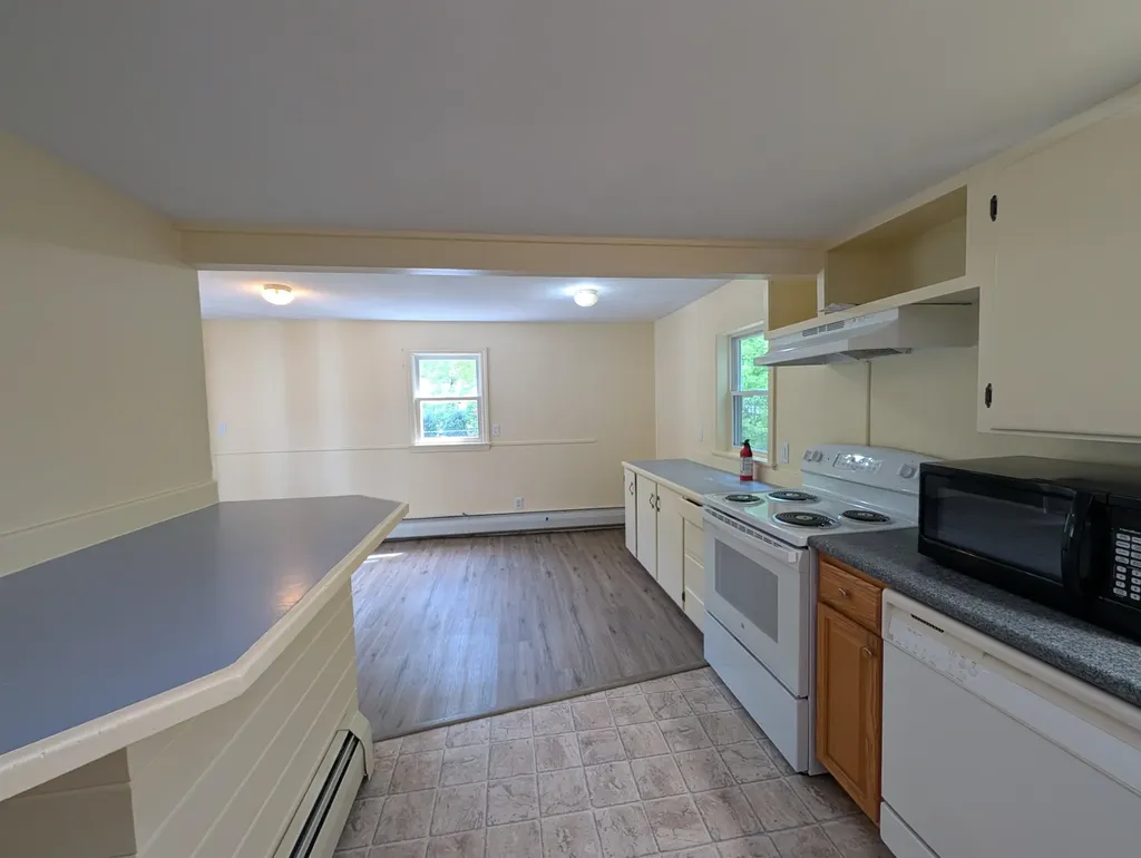 22 Jenny Lane Campton NH 03223