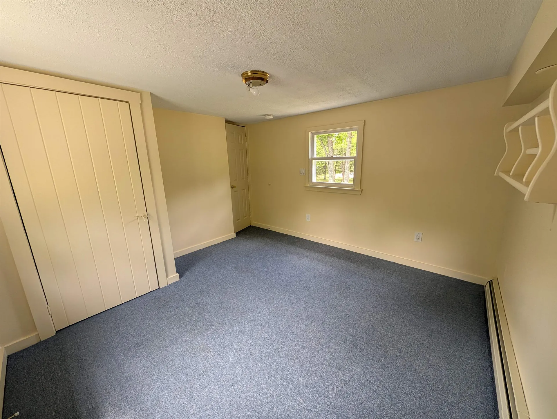 22 Jenny Lane Campton NH 03223