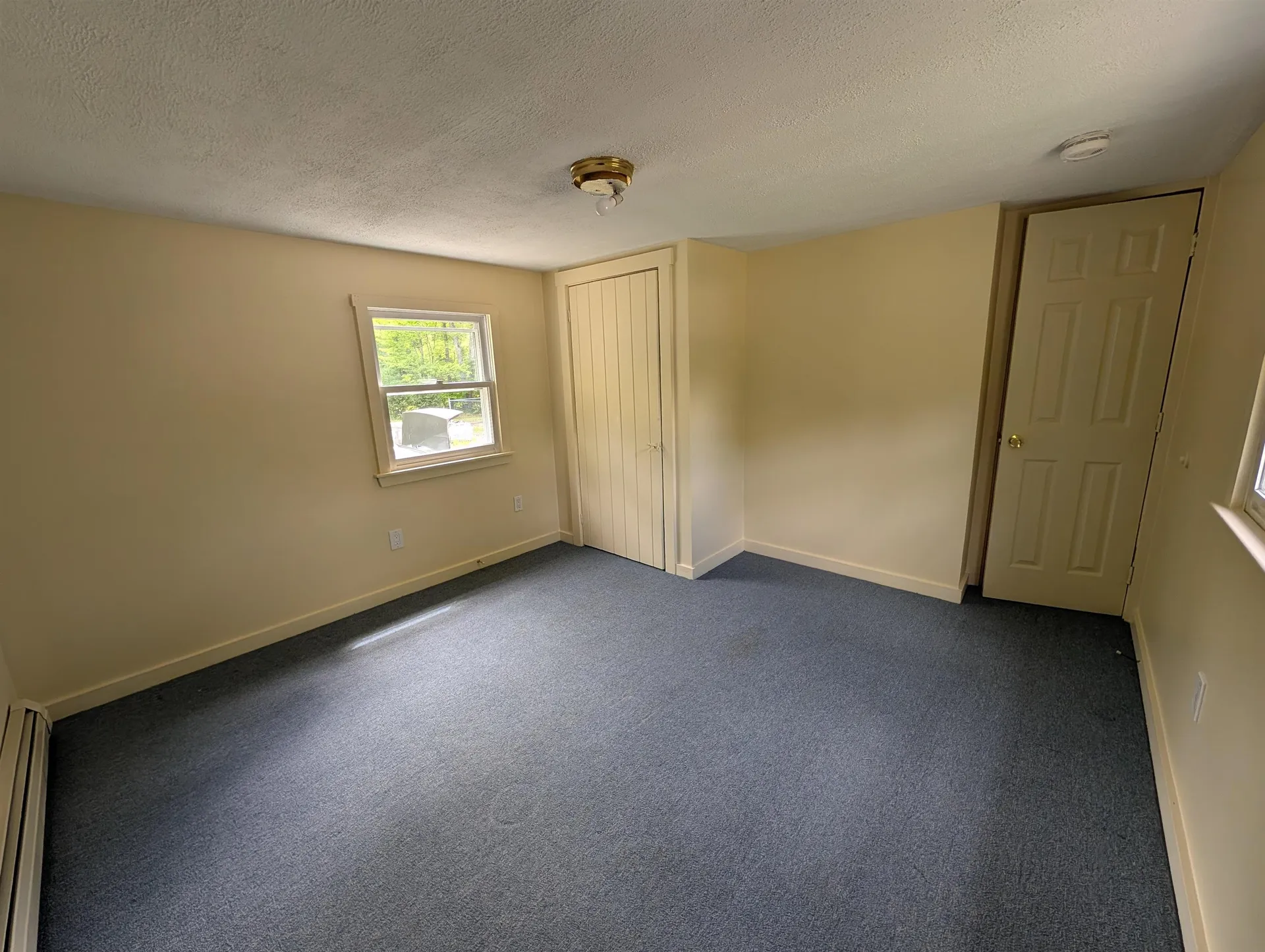 22 Jenny Lane Campton NH 03223