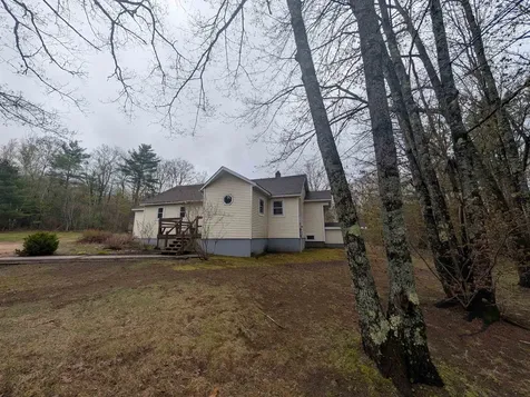 22 Jenny Lane Campton NH 03223