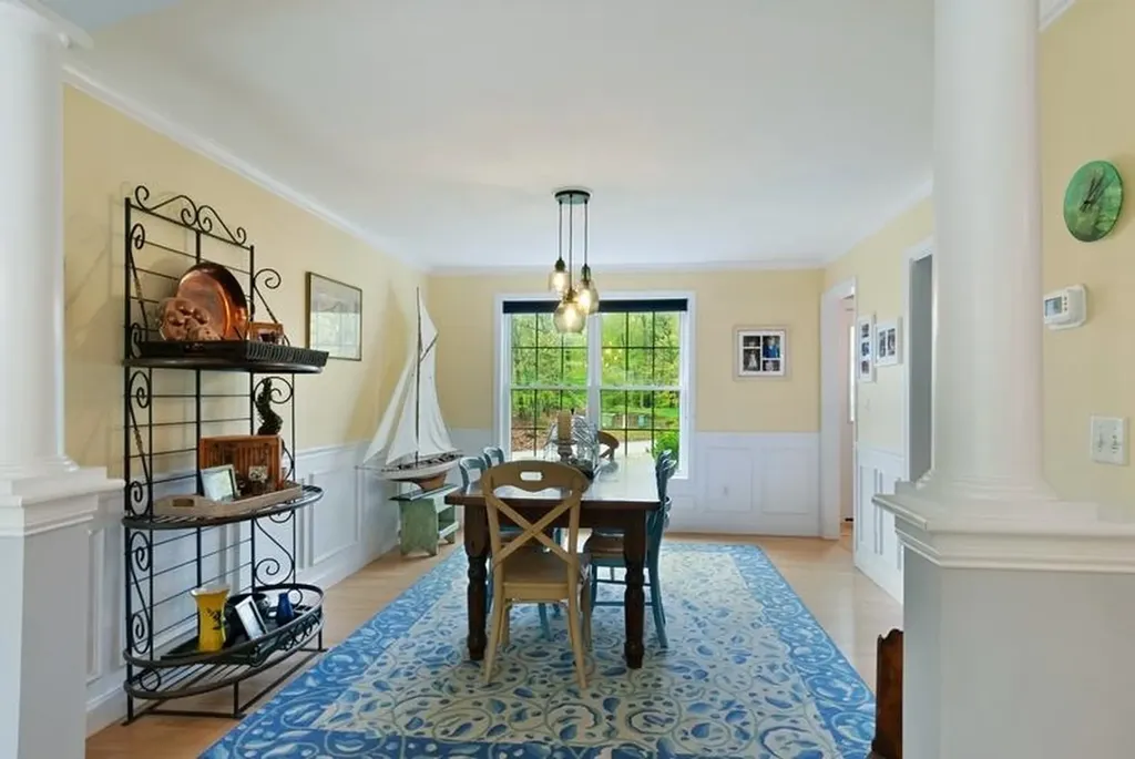 80 Ridgetop Lane Henniker NH 03242