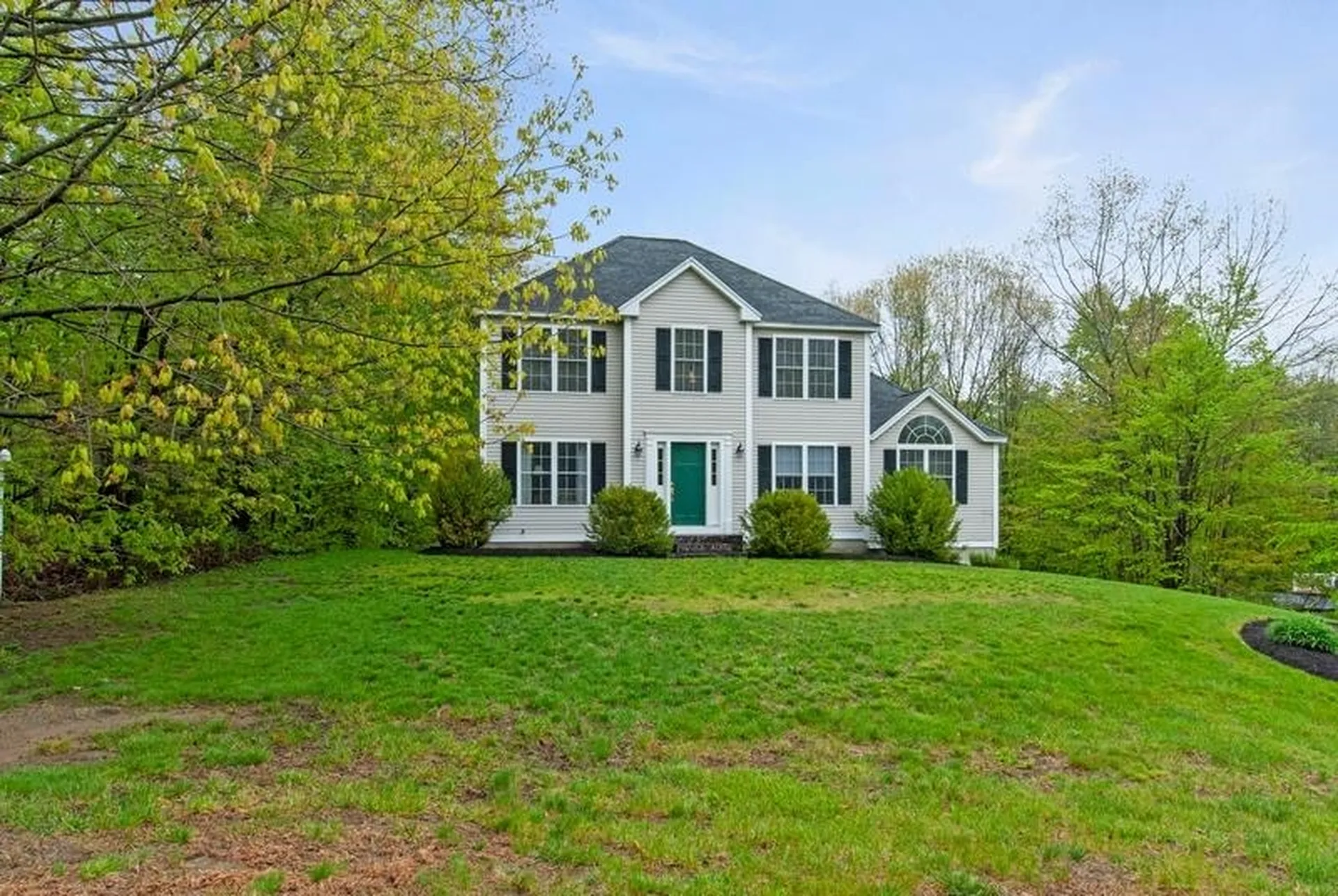 80 Ridgetop Lane Henniker NH 03242