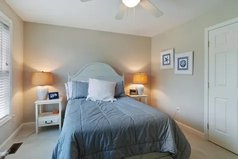80 Ridgetop Lane Henniker NH 03242