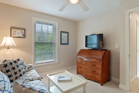 80 Ridgetop Lane Henniker NH 03242
