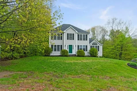 80 Ridgetop Lane Henniker NH 03242
