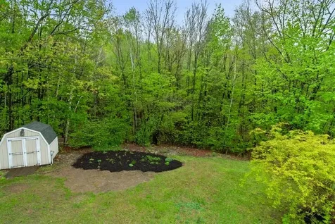 80 Ridgetop Lane Henniker NH 03242