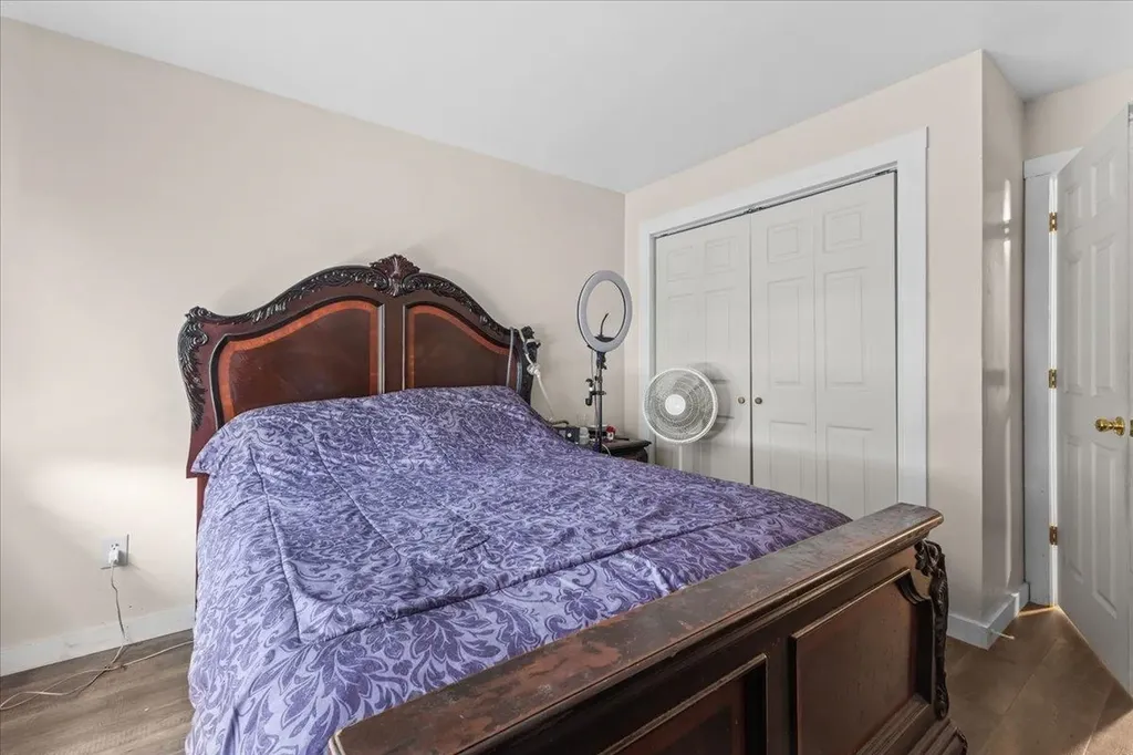 76 Ethan Allen Parkway Burlington VT 05408