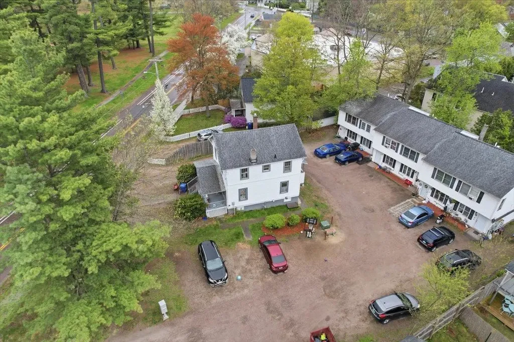76 Ethan Allen Parkway Burlington VT 05408