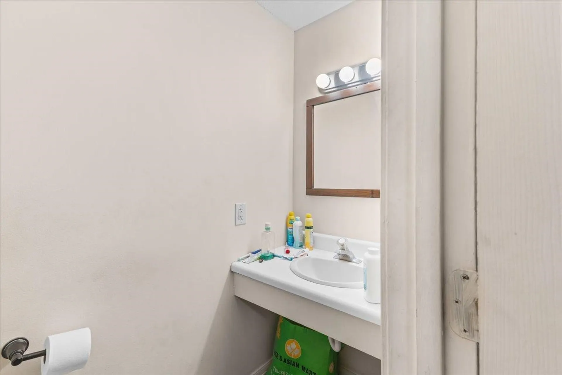 76 Ethan Allen Parkway Burlington VT 05408